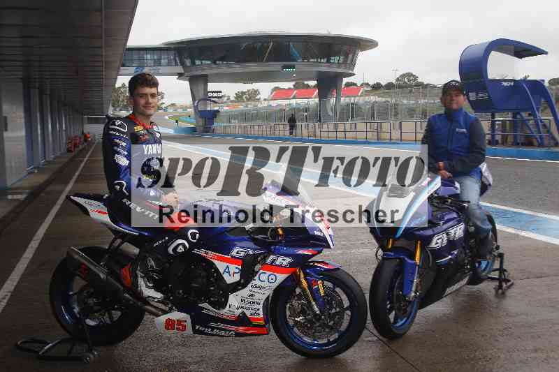 /Archiv-2025/01 24.-27.01.2025 Moto Center Thun Jerez/Team APRECO